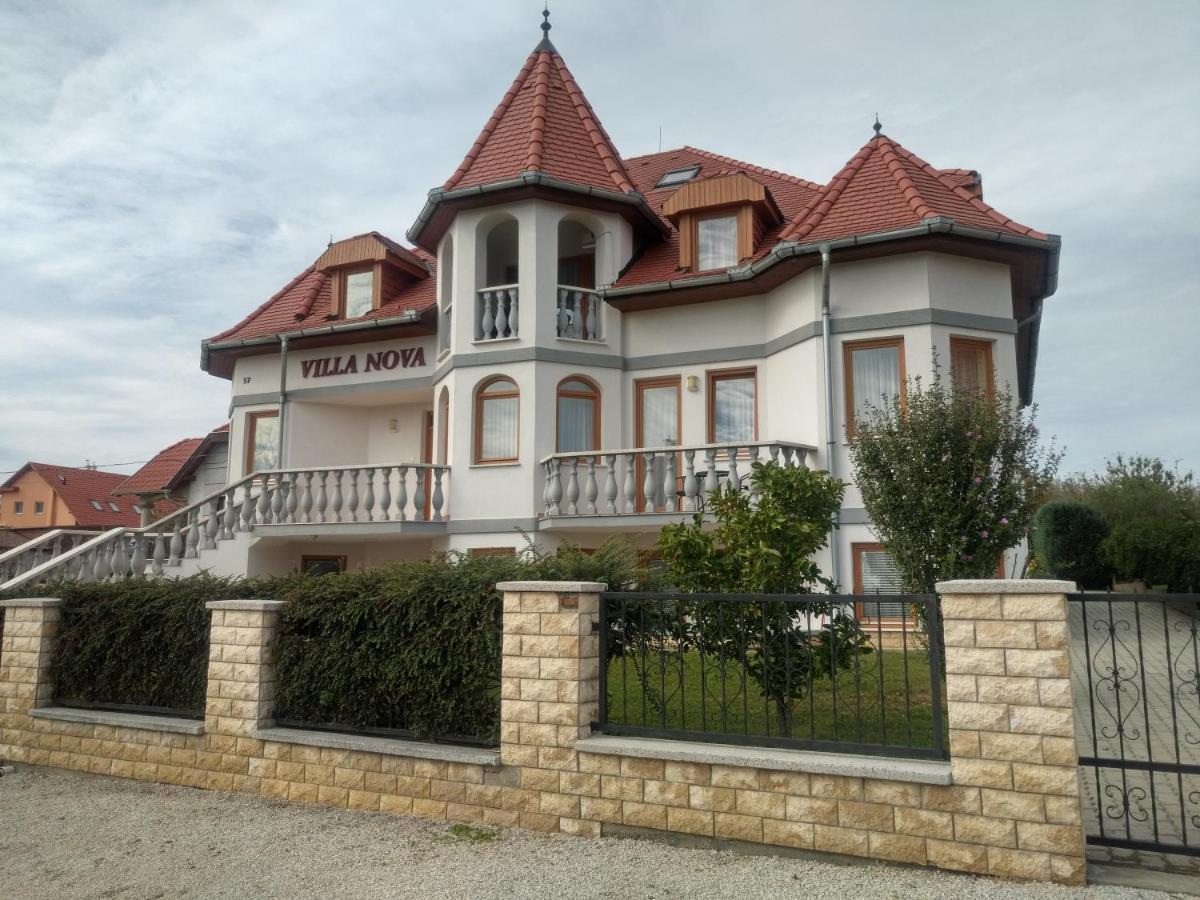 Villa Nova Hévíz Buitenkant foto