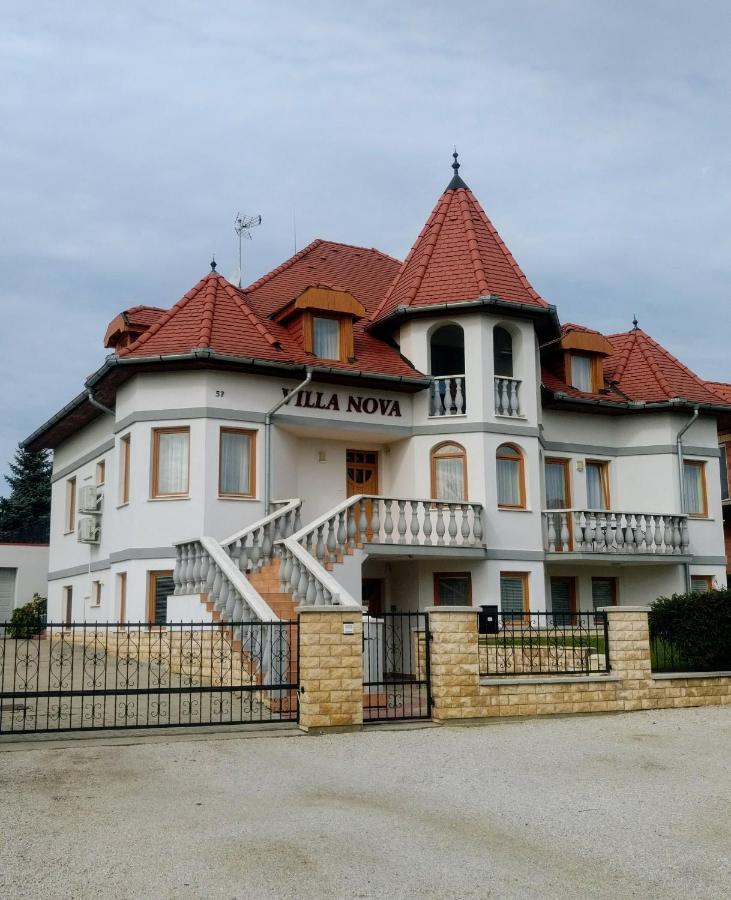 Villa Nova Hévíz Buitenkant foto